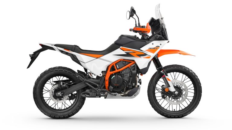 MY25-KTM-390-Adventure-R-White-90-right